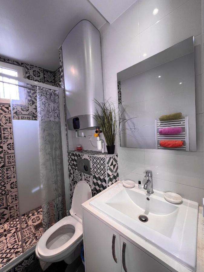 Logesty Home Proche Paris Et Metro Pantin Exteriör bild